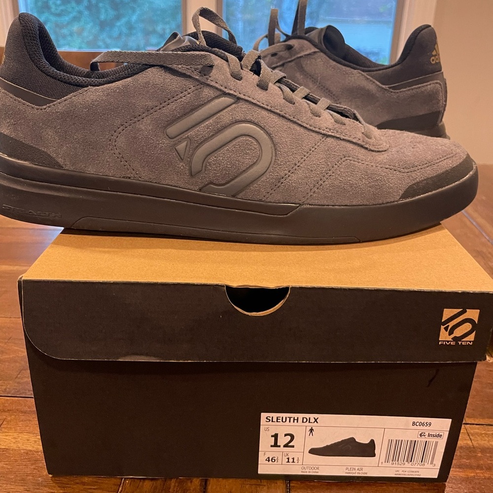 Adidas Stealth DLX shoes